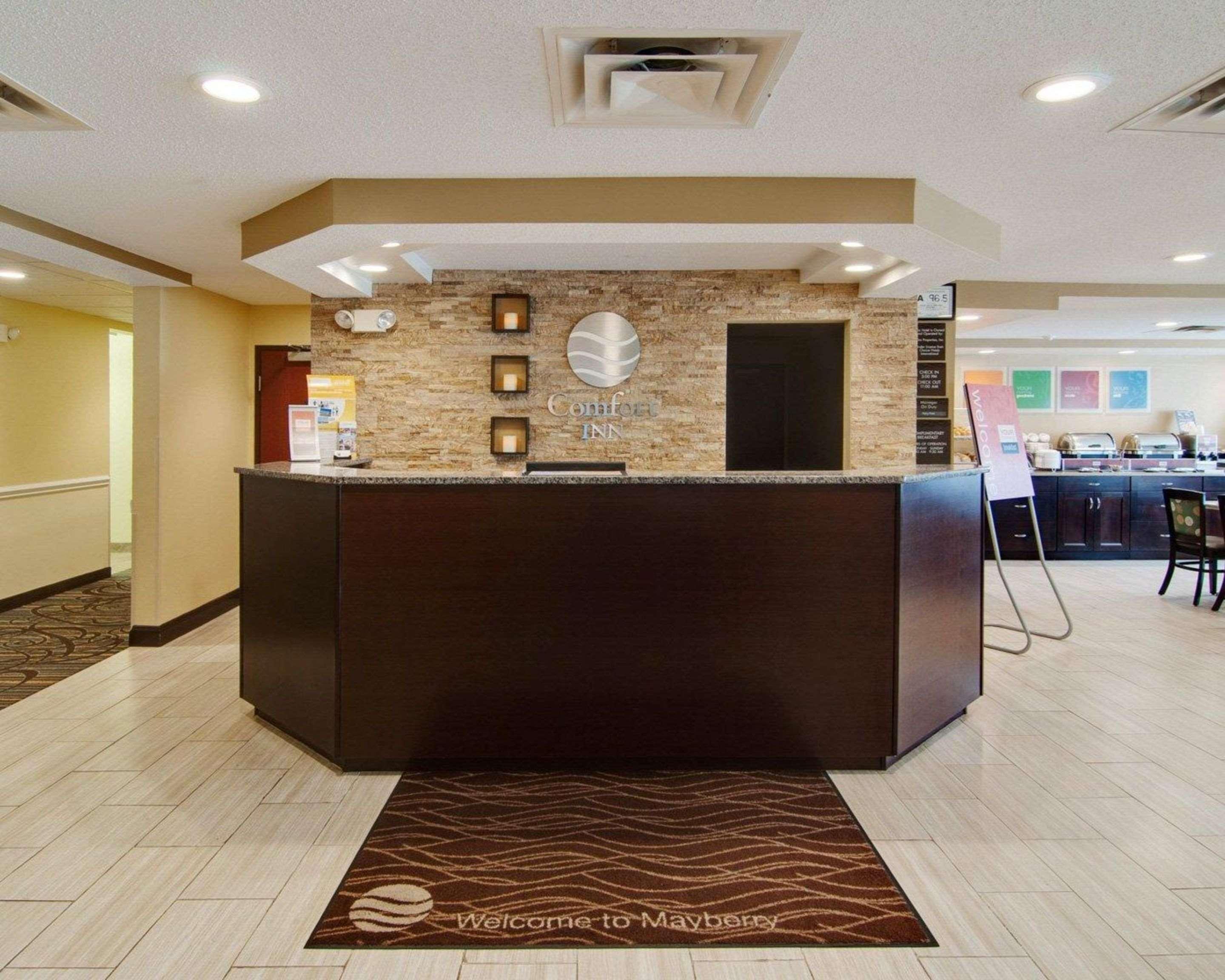 Comfort Inn מאונט איירי מראה חיצוני תמונה